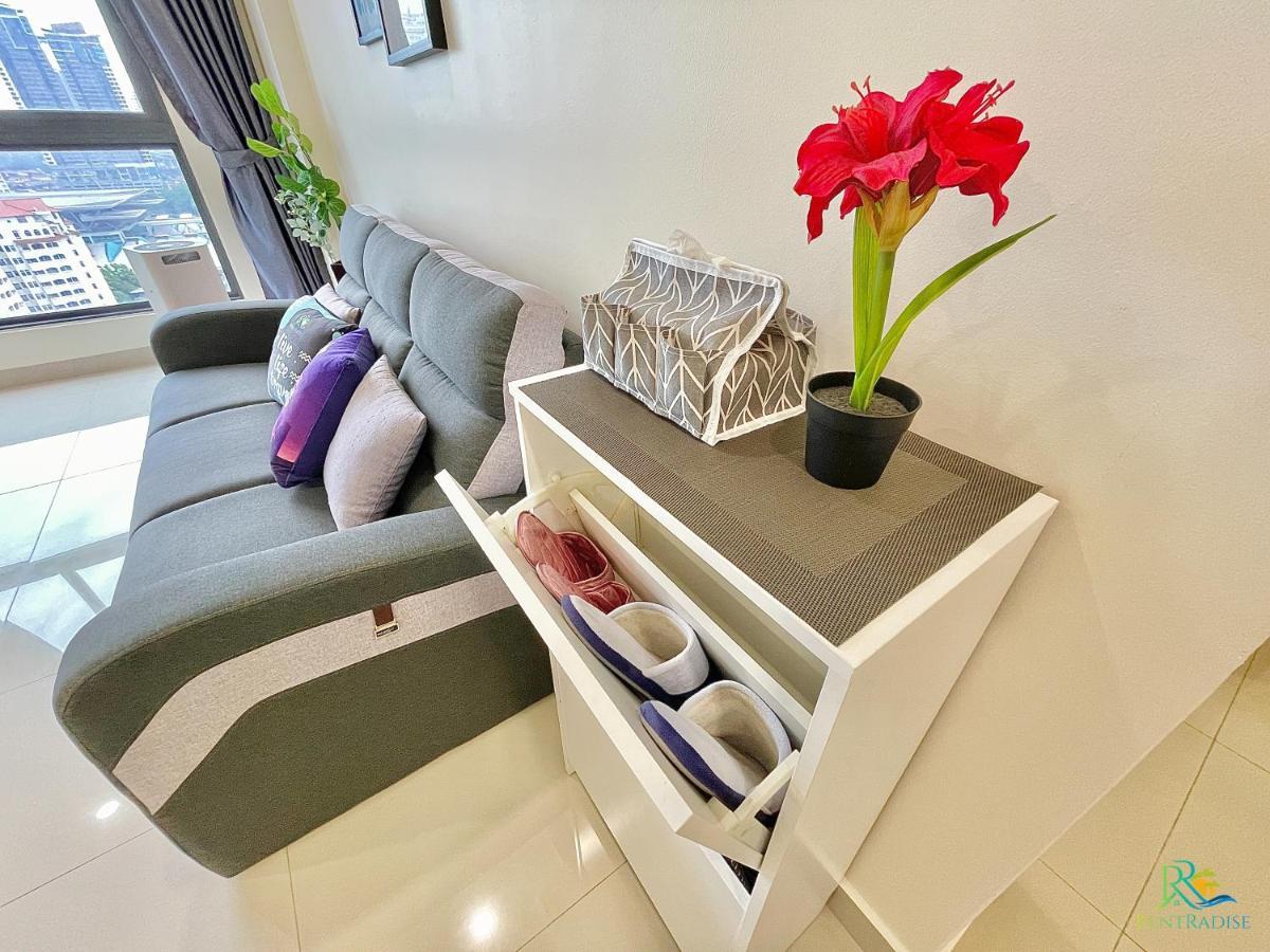 Apartemen Vsummer Loft Suites By Rr Jbcity
