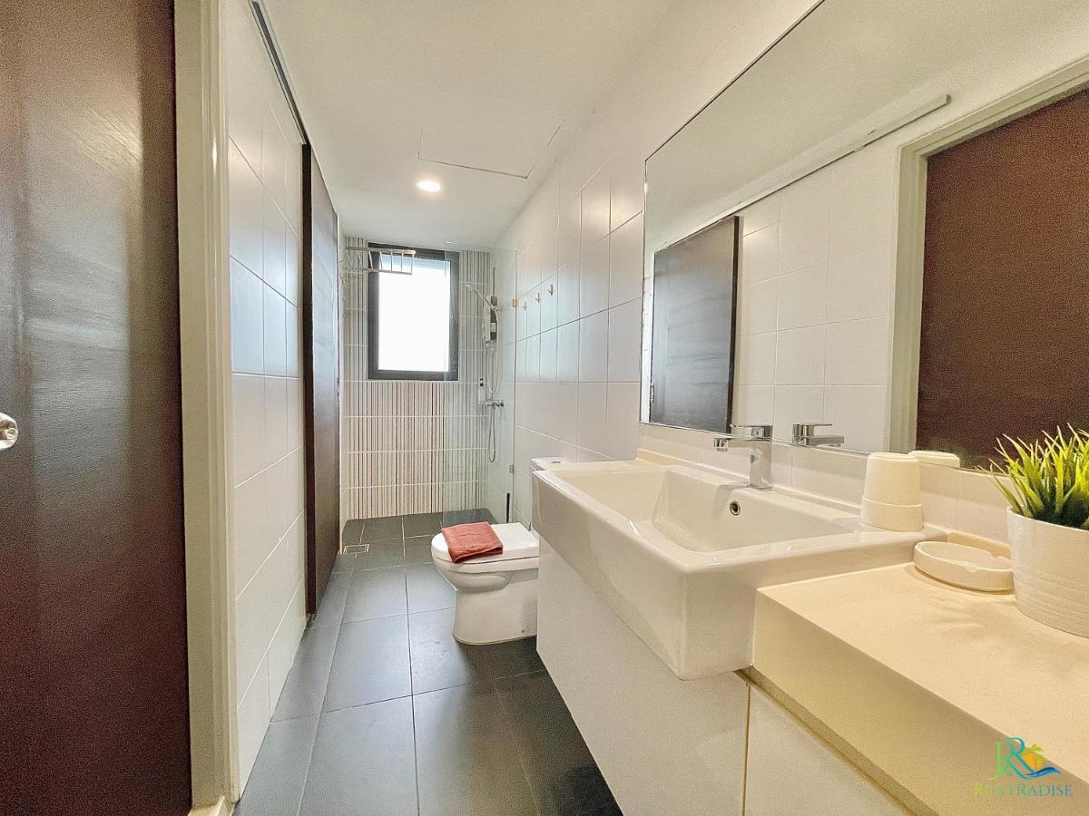 Vsummer Loft Suites By Rr Jbcity Apartemen