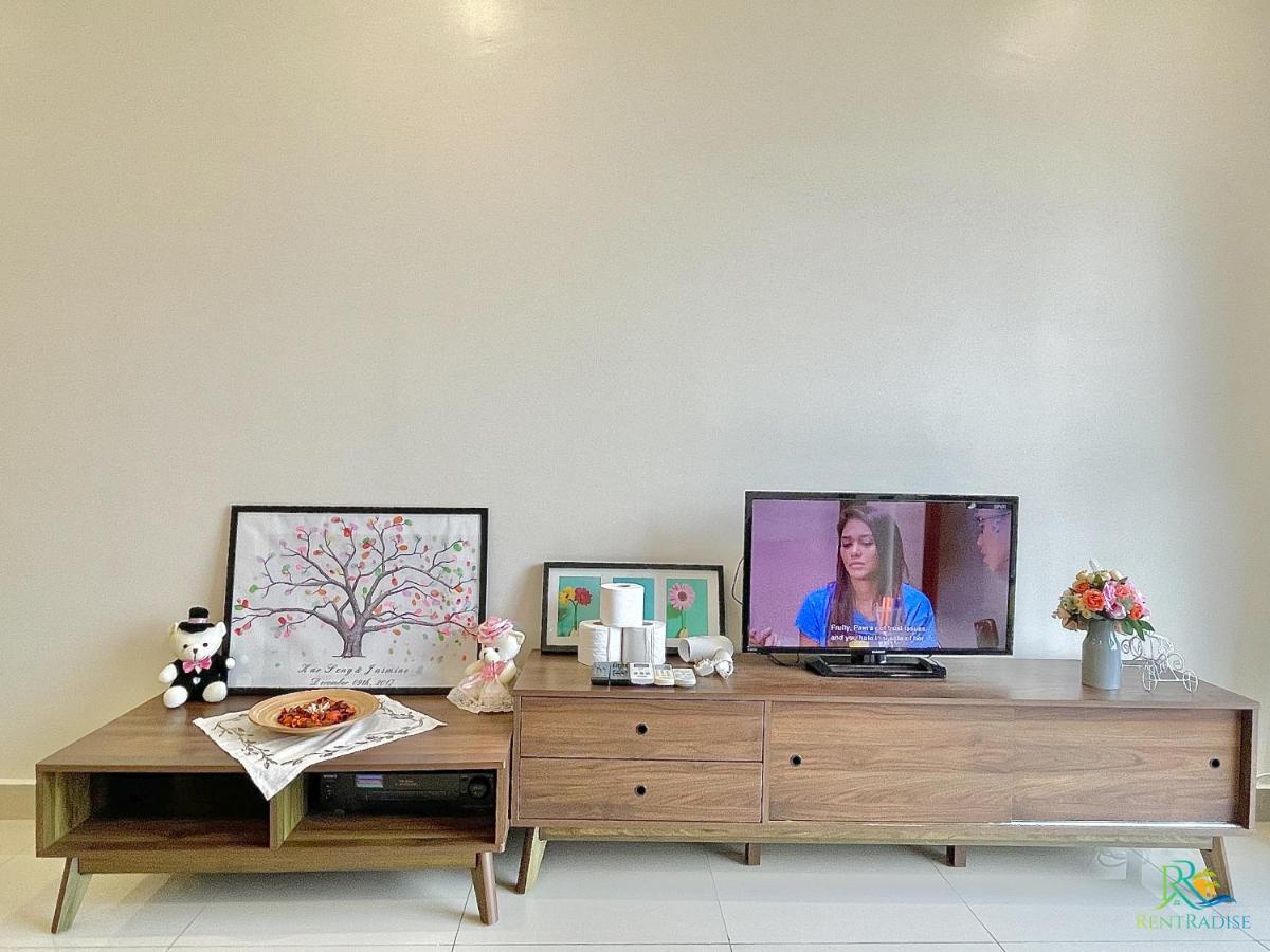 Apartemen Vsummer Loft Suites By Rr Jbcity